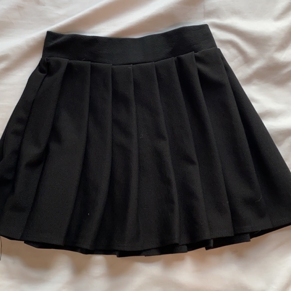 Rue 21 black skirt